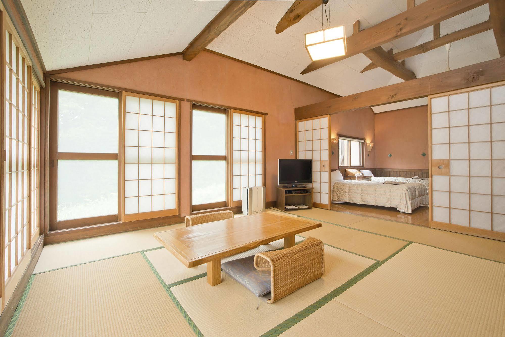 ホテル レゾネイトクラブくじゅう 竹田市 エクステリア 写真
