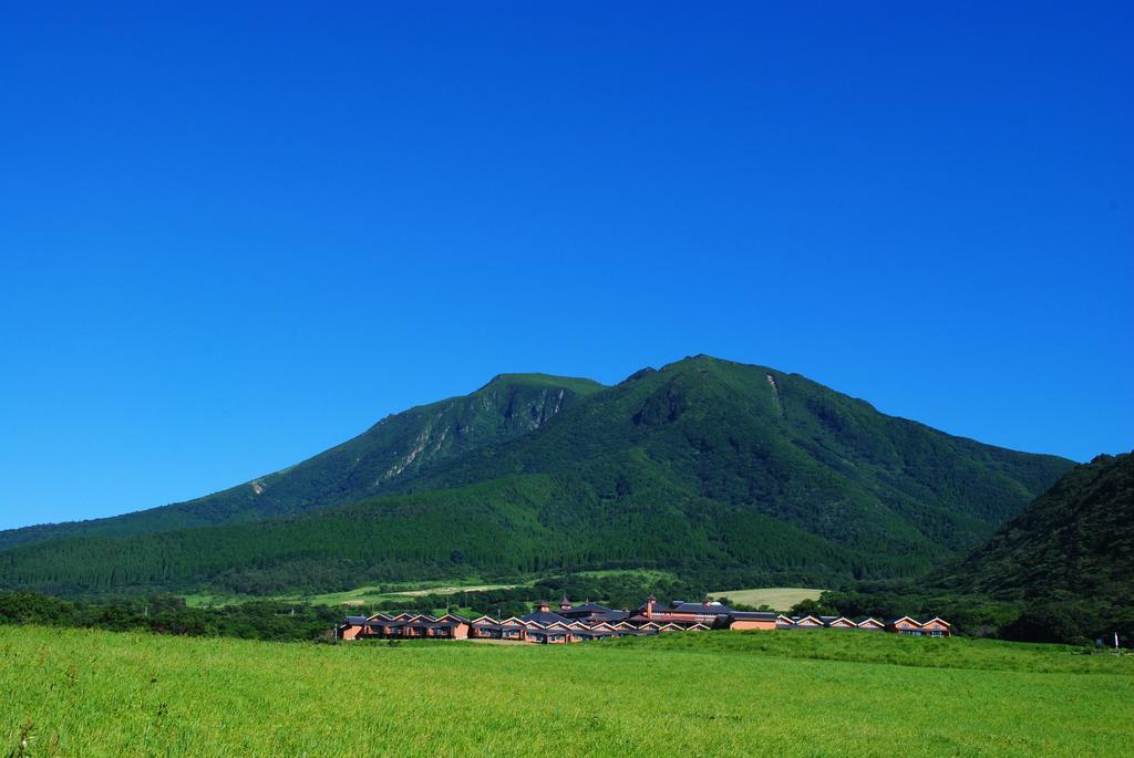 ホテル レゾネイトクラブくじゅう 竹田市 エクステリア 写真